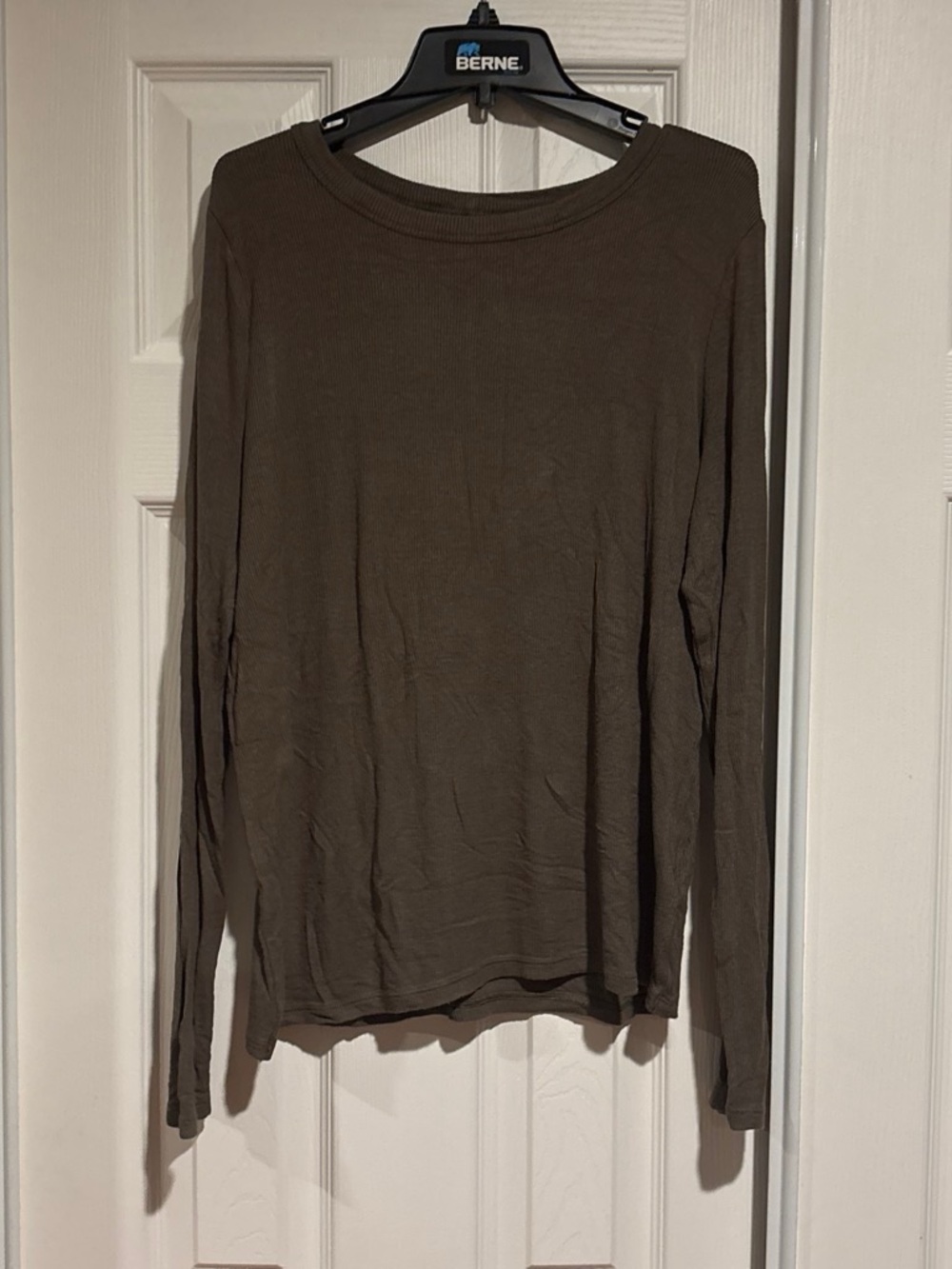SO Olive Long-Sleeve Women's Tee